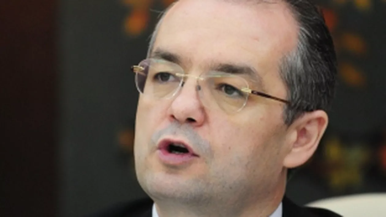 Emil Boc: Nu mă înscriu în lupta internă din PDL pentru președinție