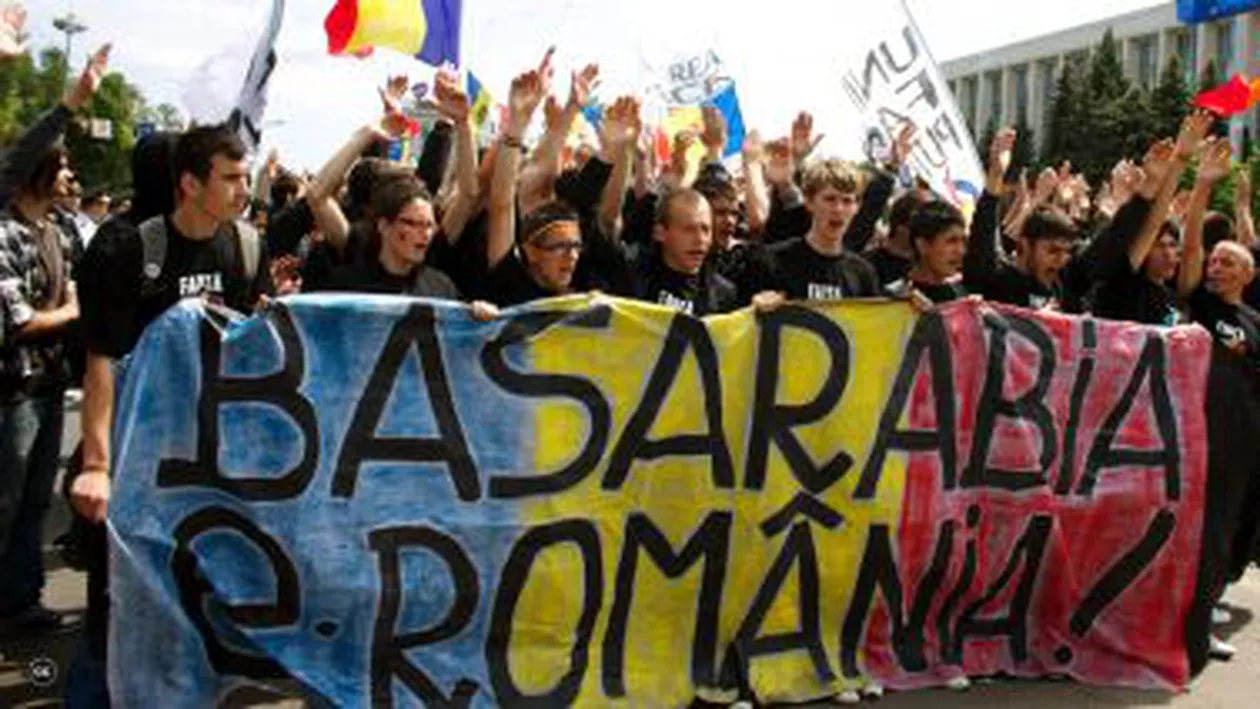 Marș pentru unirea Basarabiei cu România pe străzile Capitalei