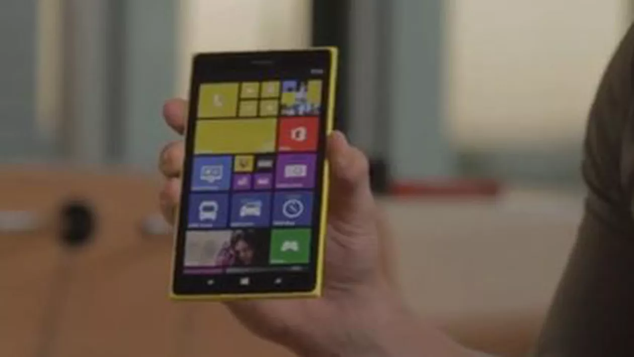 Nokia a prezentat noul vârf de gamă Lumia 1520 şi prima tabletă a companiei (VIDEO)