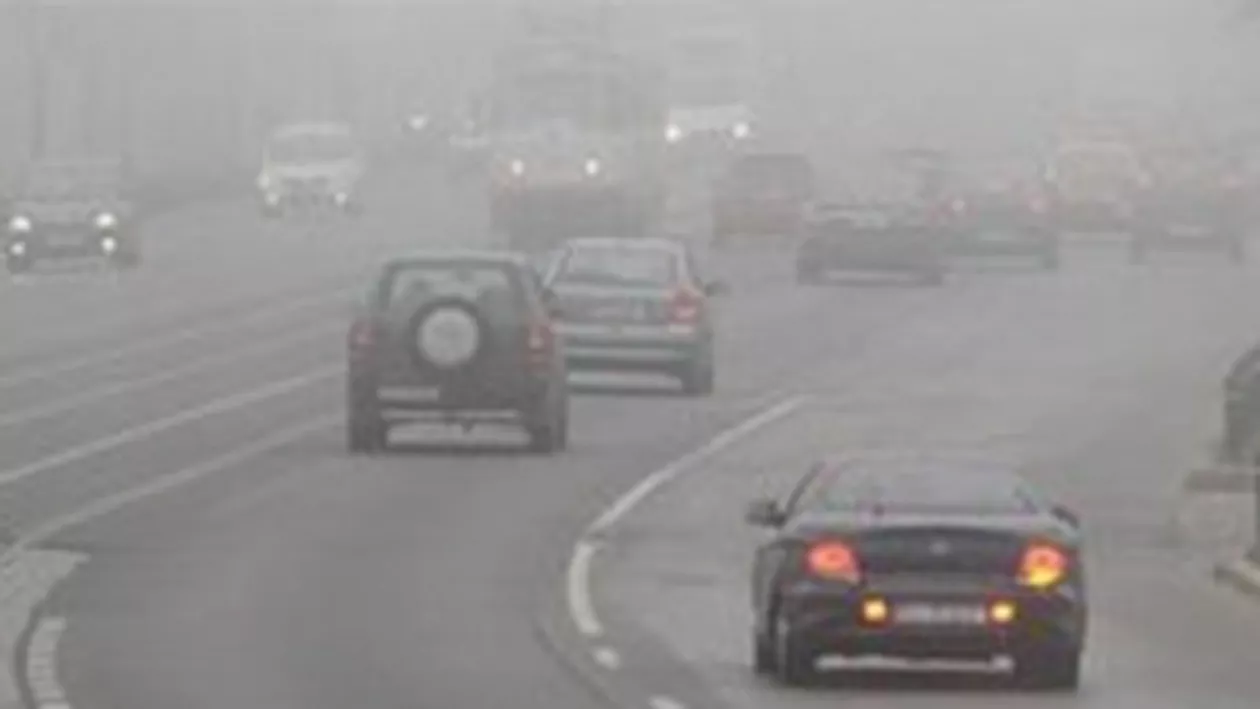 ANM: Cod galben de ceață pentru șase județe și București