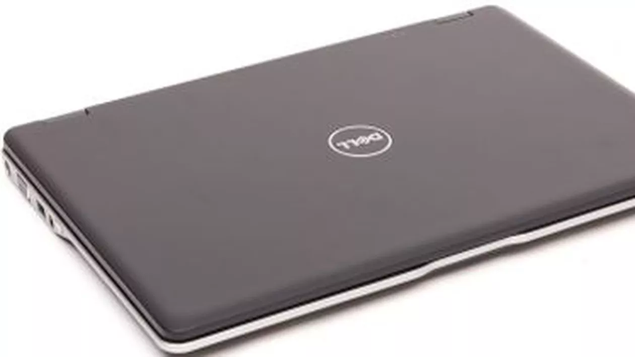 Dell a înlocuit mai multe laptopuri după ce clienții s-au plâns că emană un miros asemănător cu urina de pisică