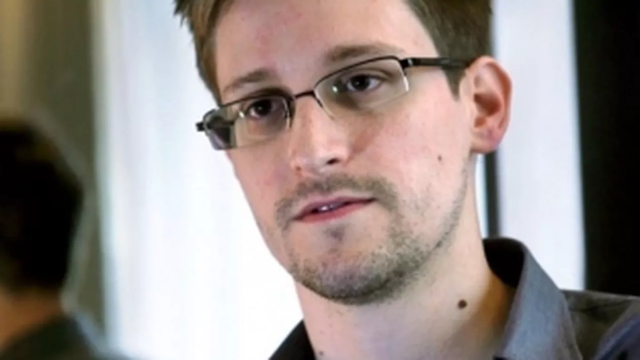 Edward Snowden s-a angajat la o companie online din Rusia