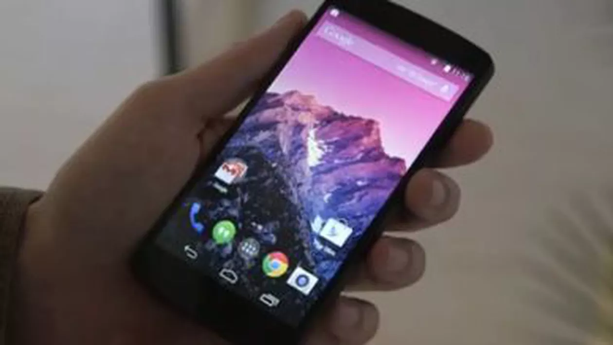 Google a lansat Nexus 5 împreună cu noul sistem de operare Android 4.4 KitKat