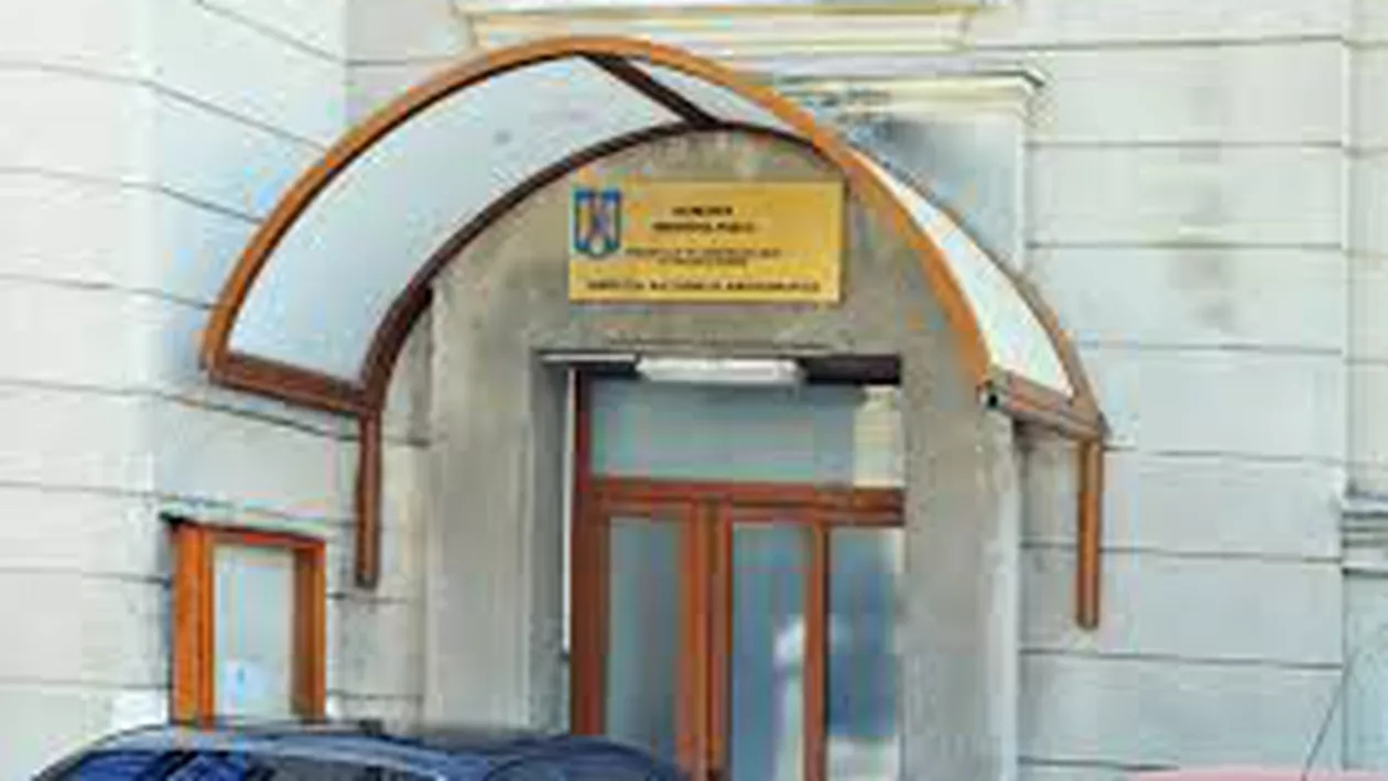 Trei directori din Ministerul Agriculturii, urmăriți penal de DNA