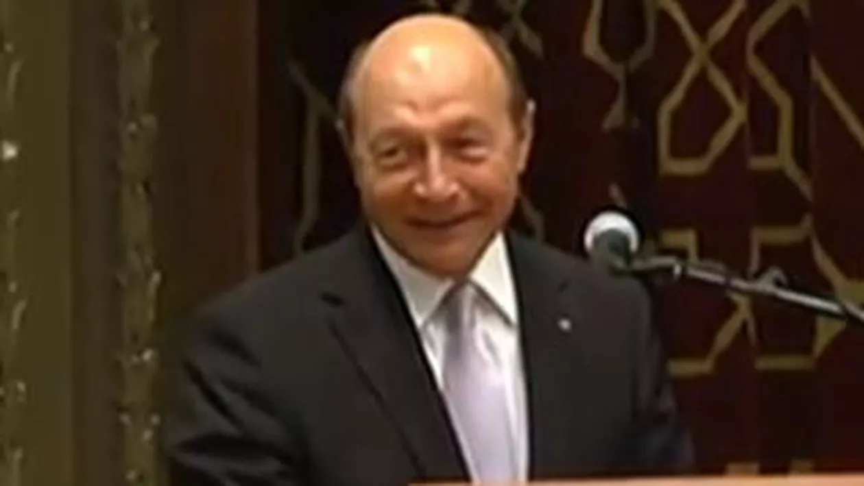 Traian Băsescu: Socrul meu mi-a urat să trăiesc cât el. El are 94 și e încă vânjos, aş mai avea 32 de ani
