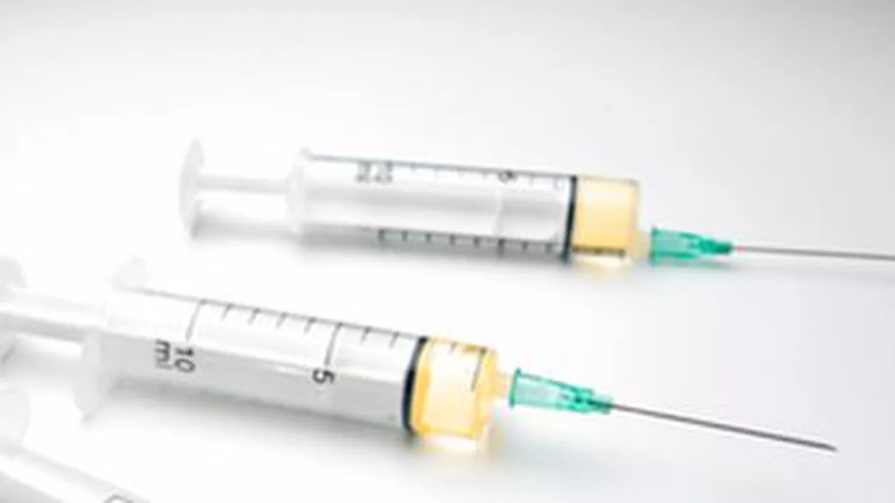 Ministerul Sănătății le recomandă celor care au folosit seringile contrafăcute să consulte de urgență medicul