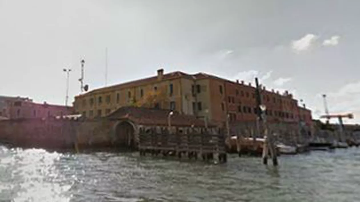 Google Street View a cucerit canalele frumoasei Veneția