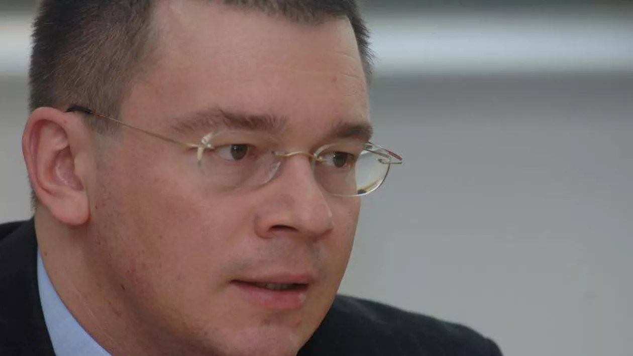 Ungureanu propune forţelor de centru-dreapta înfiinţarea Blocului Unităţii Naţionale (BUN)