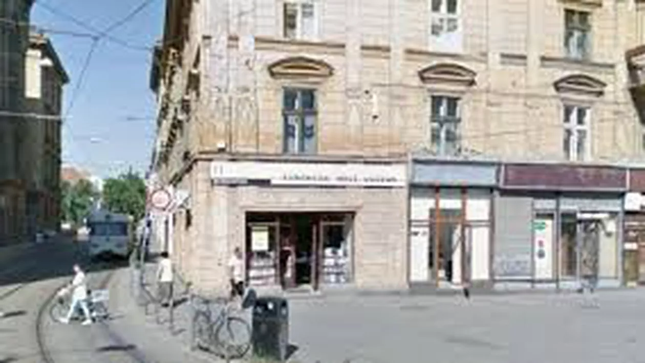 Zidurile unei foste biserici din secolul XVIII , găsite în timpul unor lucrări în centrul Timişoarei