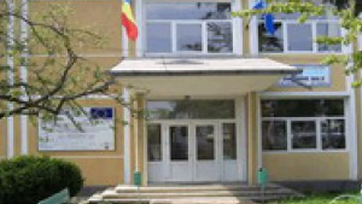 Profesor de sport din Adjud, găsit spânzurat în sala de sport a liceului la care preda