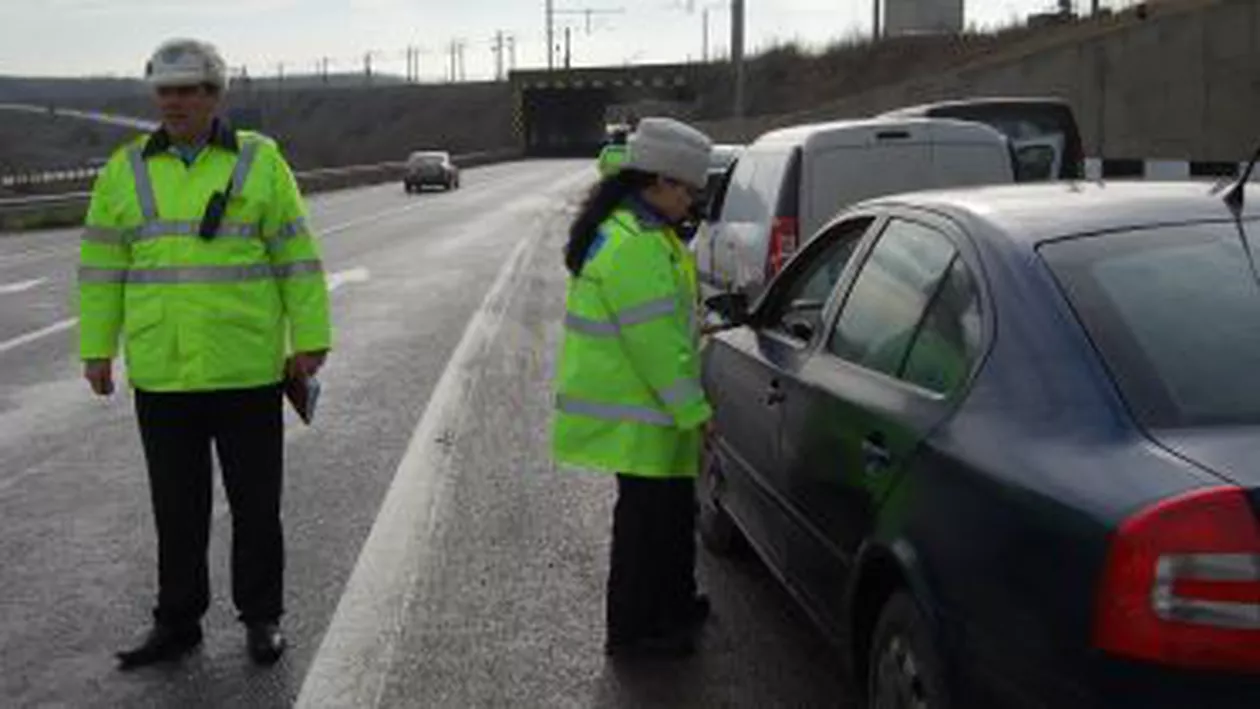 Târgoviște: Șofer urmărit penal, după ce a încercat să mituiască un agent de circulație