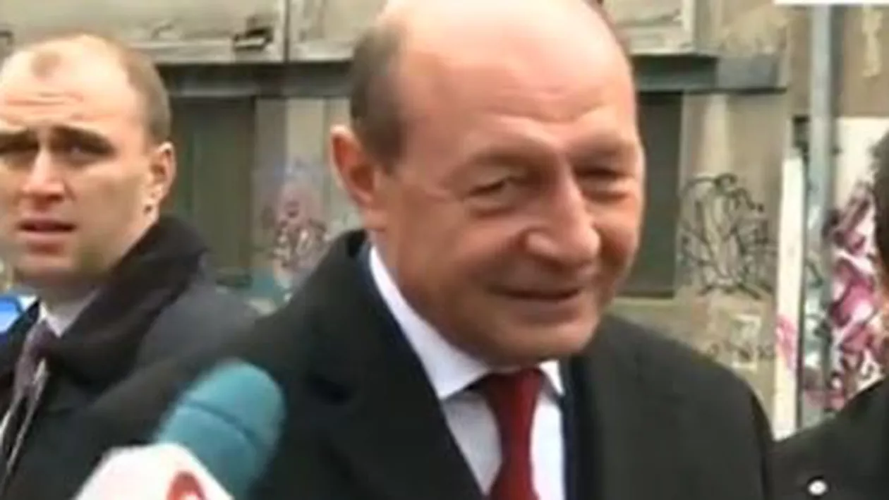 Traian Băsescu, condoleanțe pentru Nelson Mandela: ”A fost un simbol” (VIDEO)