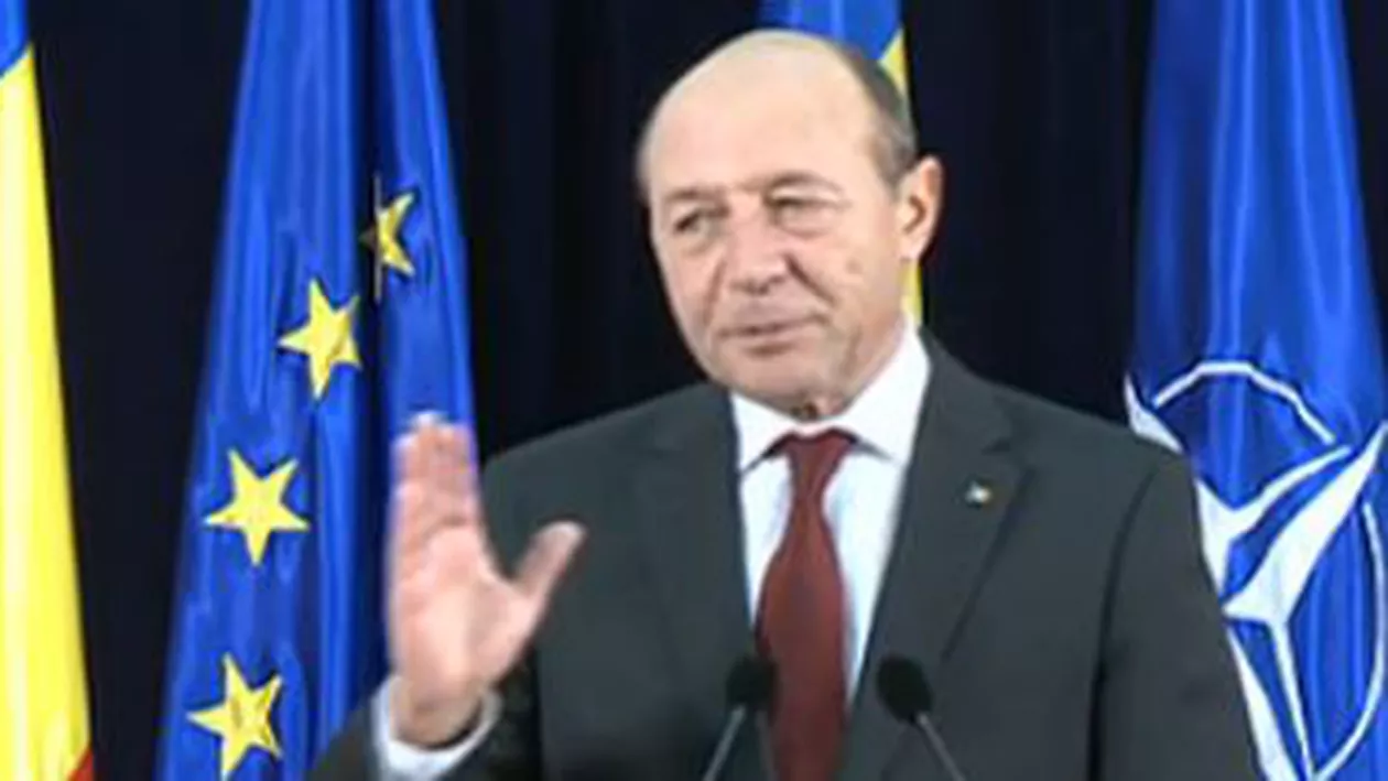 Traian Băsescu: Evenimentele recente de la Ministerul Sănătății probează că fără direcțiile descentralizate din teritoriu, Guvernul rămâne izolat la București