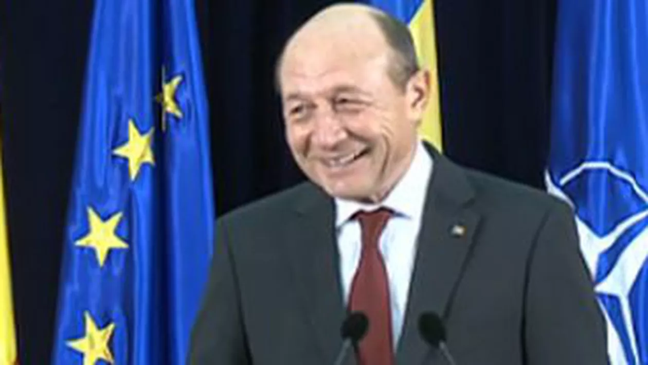 Băsescu, despre scoaterea parlamentarilor de sub incidența Codului Penal: Politicienii se ridică din nou asupra legii
