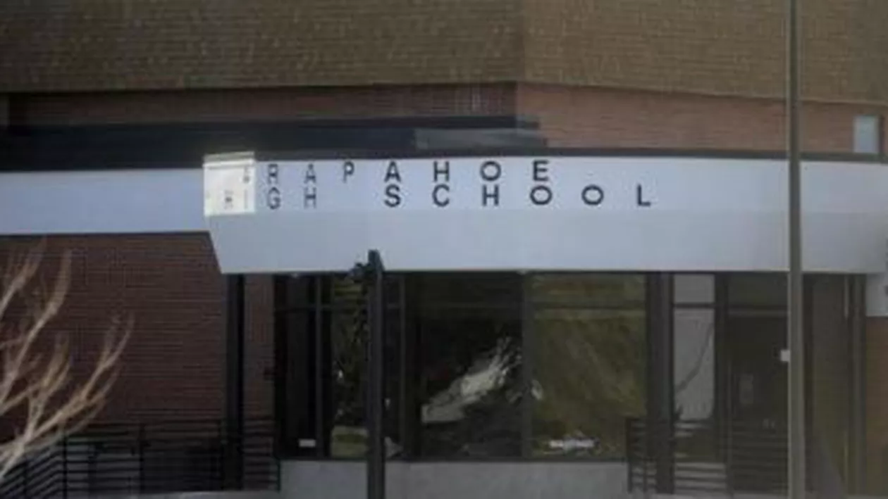 Un licean din Colorado a deschis focul într-o școală, după care s-a sinucis: Doi elevi au fost răniți