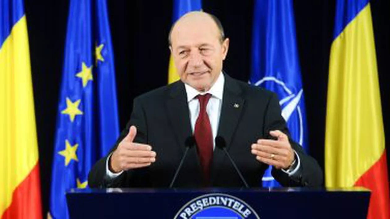 Președintele Traian Băsescu a promulgat Legea referendumului