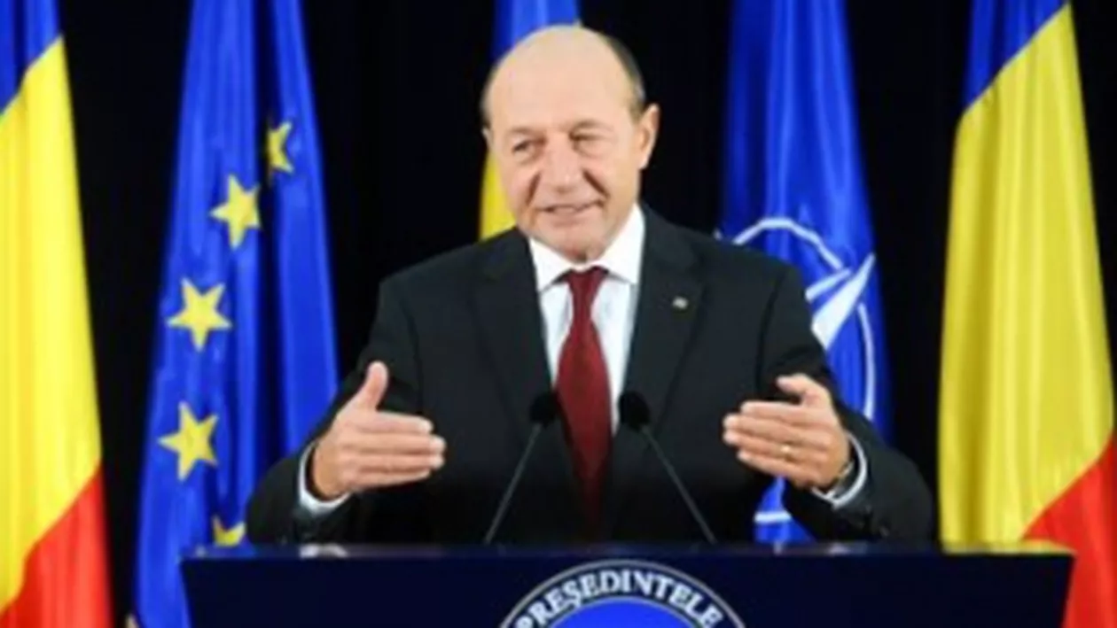 Traian Băsescu, împotriva comasării Muzeului Ţăranului Român cu Muzeul Satului