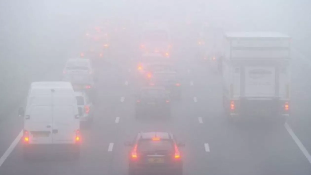ANM: Cod galben de ceață în 28 de județe, inclusiv A1 și A2