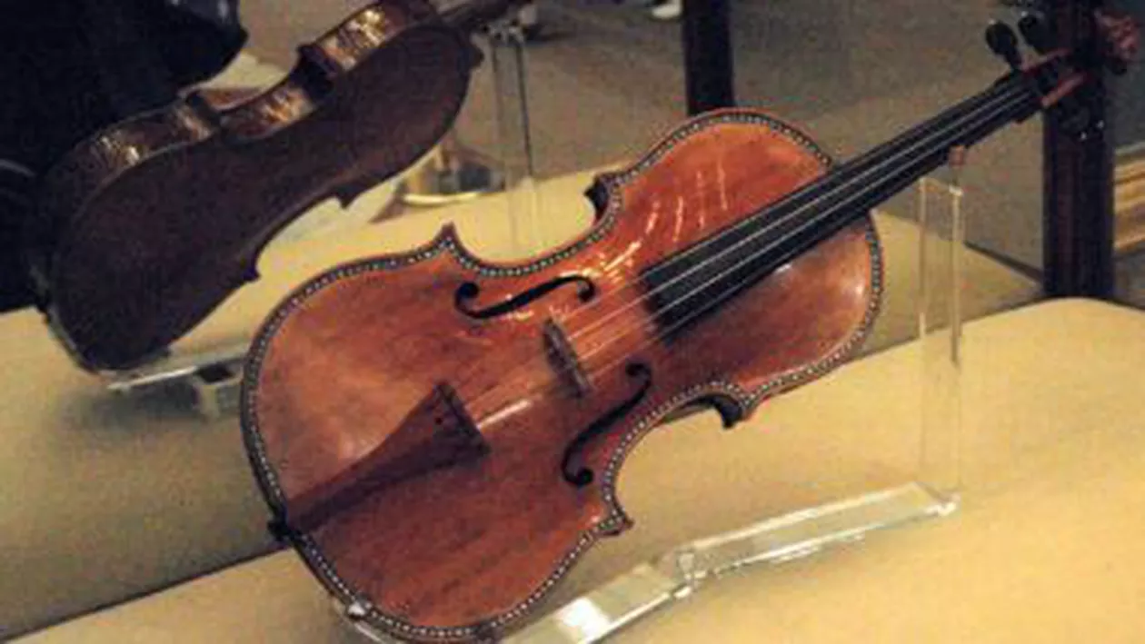 O vioară Stradivarius furată în 2010 în Londra, a fost vândută la licitație pentru 1,6 milioane de euro