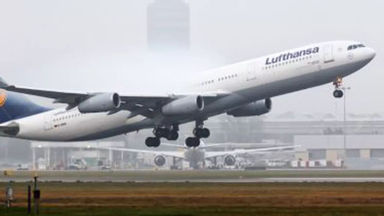 Sibiu: Două zboruri Lufthansa au fost anulate din cauza ceții dense