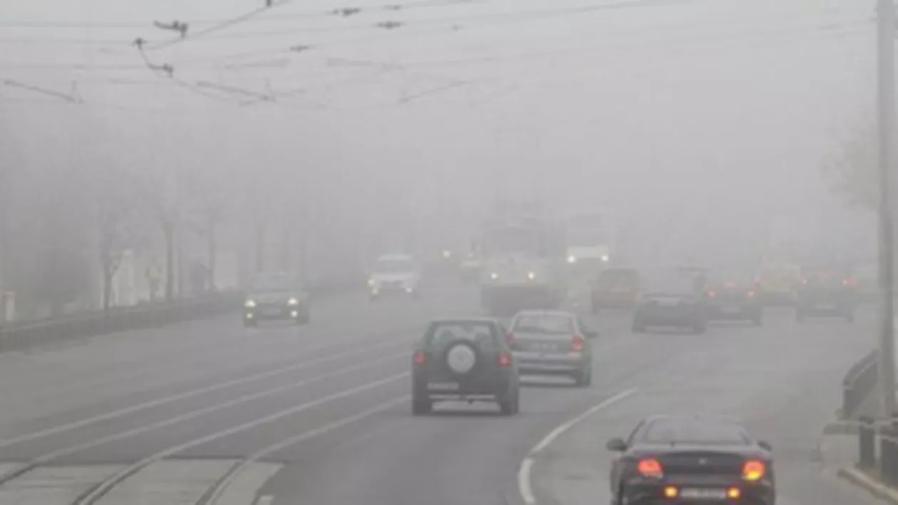 ANM: Cod galben de ceață în 12 județe din țară