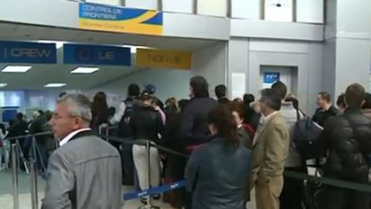 155 de pasageri, blocați mai bine de 10 ore pe aeroportul Otopeni din cauza unei curse întârziată de ceața densă