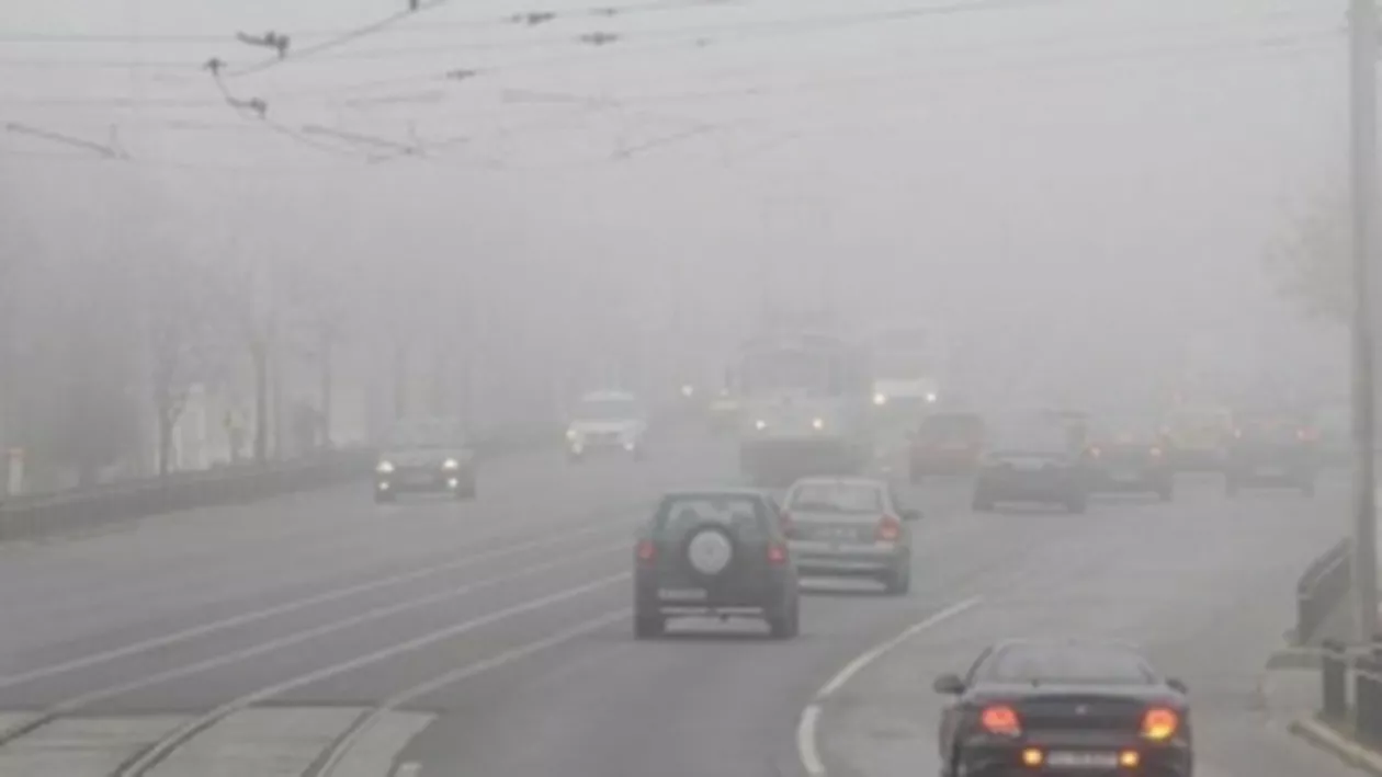 Avertizare cod galben de ceață în Capitală și alte 20 județe