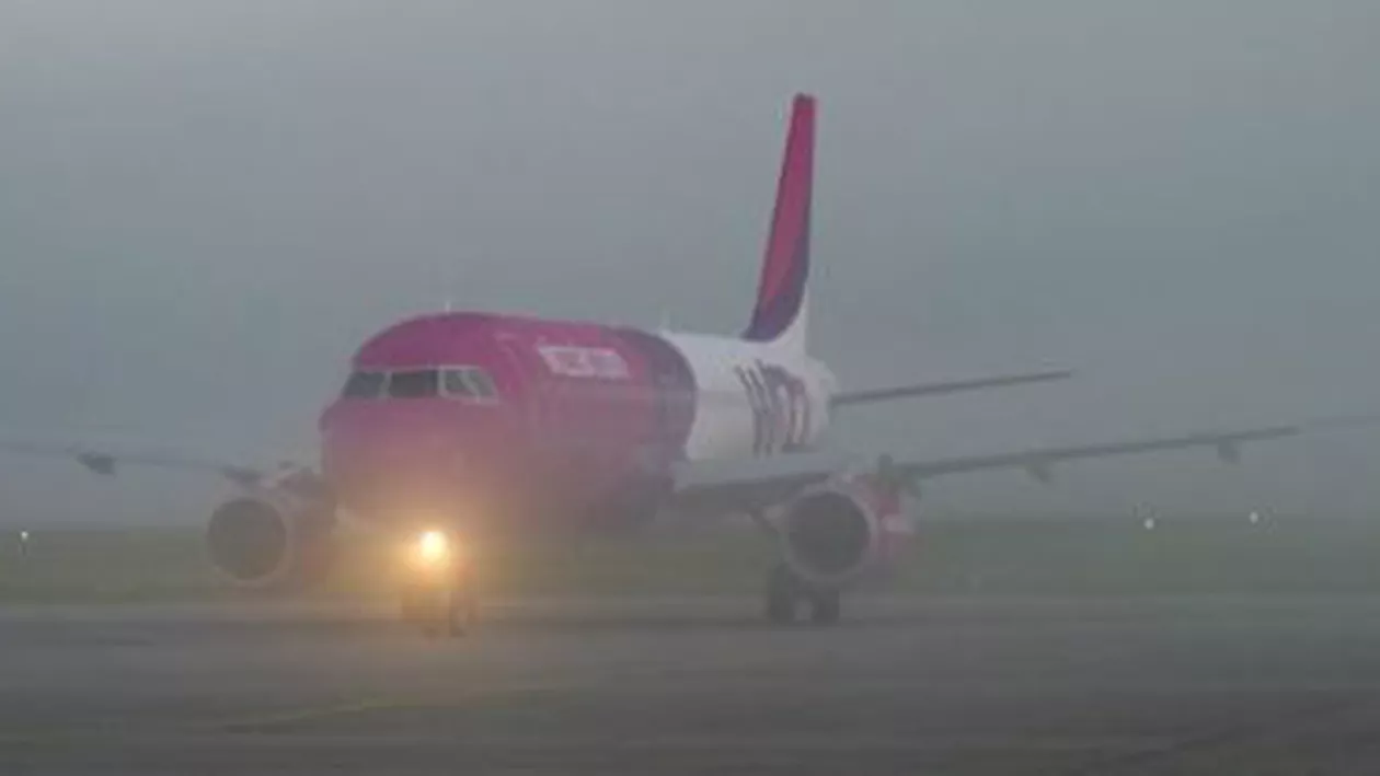 Curse aeriene operate pe Aeroportul Internațional Cluj-Napoca, amânate din cauza ceții