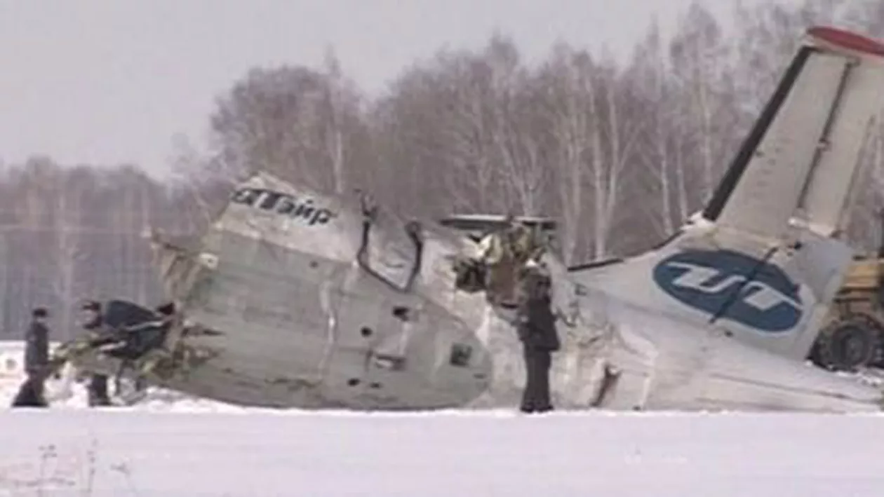 Un avion cu nouă persoane la bord s-a prăbușit în Siberia