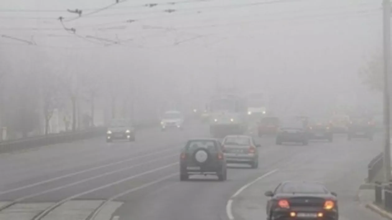 ANM: Cod galben de ceață pentru șapte județe din centrul și vestul țării