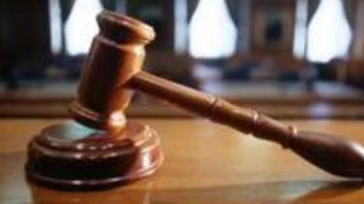 Urziceni: Un bărbat a fost trimis în judecată pentru că și-a ucis vărul și l-a aruncat apoi într-o fântănă