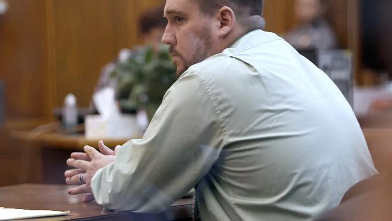 SUA: Un polițist a primit doi ani de închisoare, după ce a percheziționat ilegal mai mulți suspecți