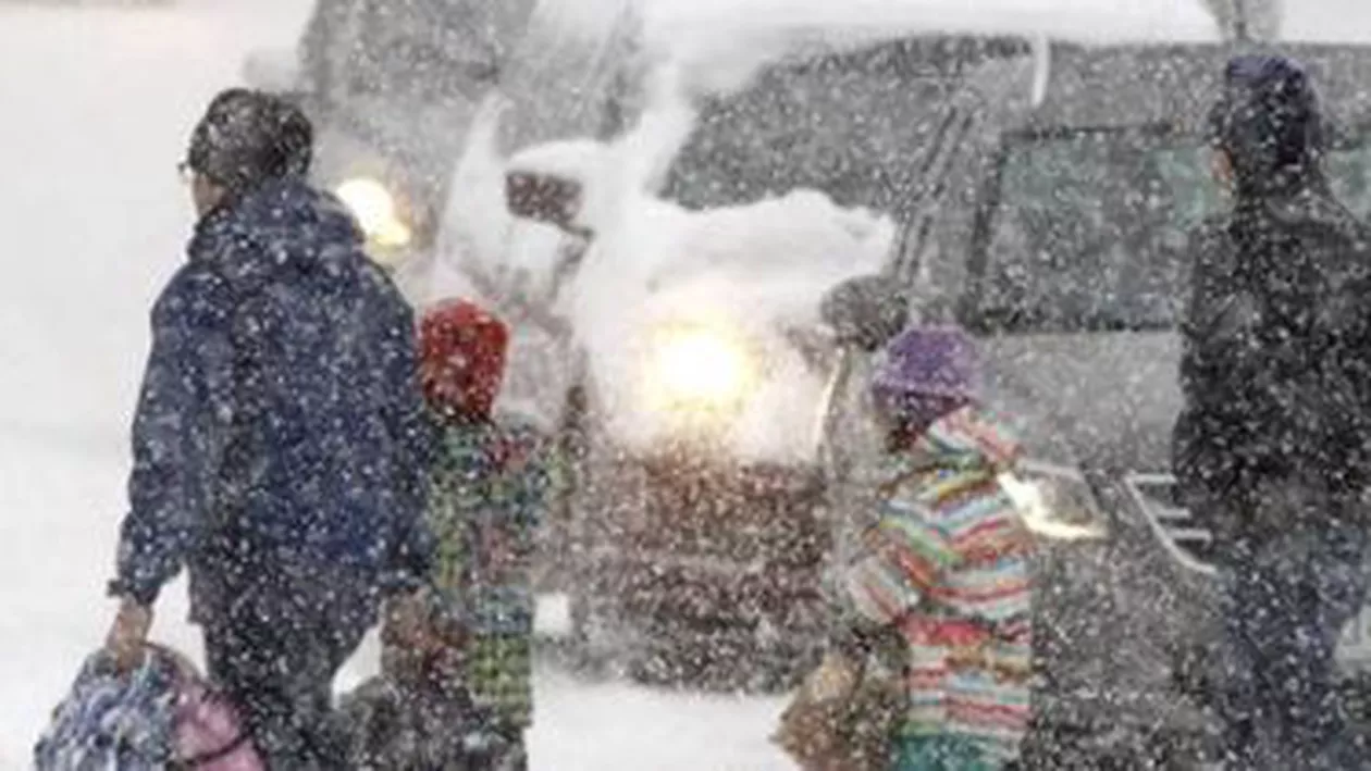 Furtuna de zăpadă din SUA a cauzat moartea a cel puțin 11 persoane