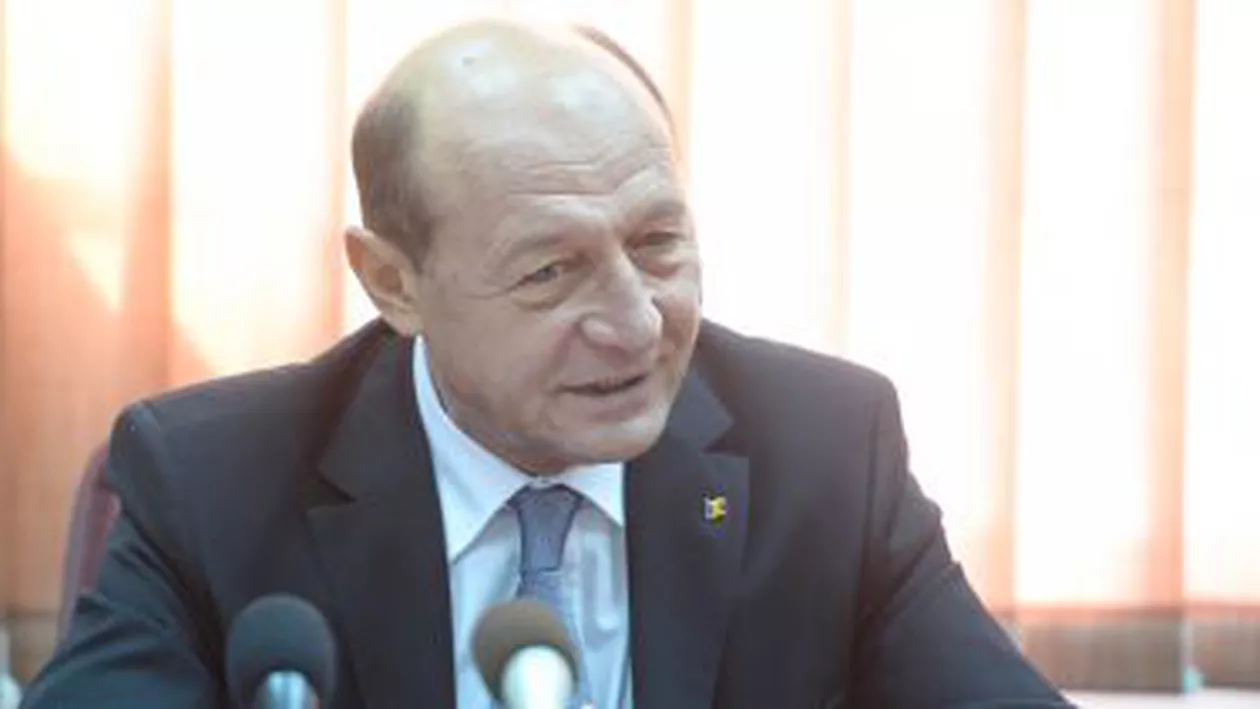 Președintele Băsescu cere reexaminarea ordonanței privind producerea energiei din surse regenerabile