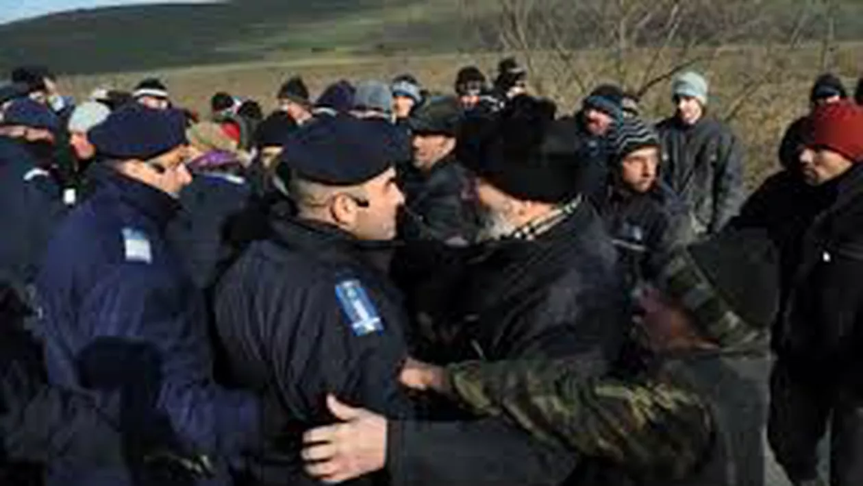 12 persoane din Pungești, vizate de un dosar penal pentru tulburare de posesie
