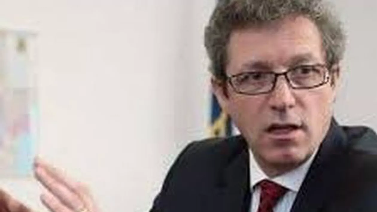 Doctorul Adrian Streinu - Cercel: Anual apar 400 - 500 de cazuri noi de infectare cu HIV