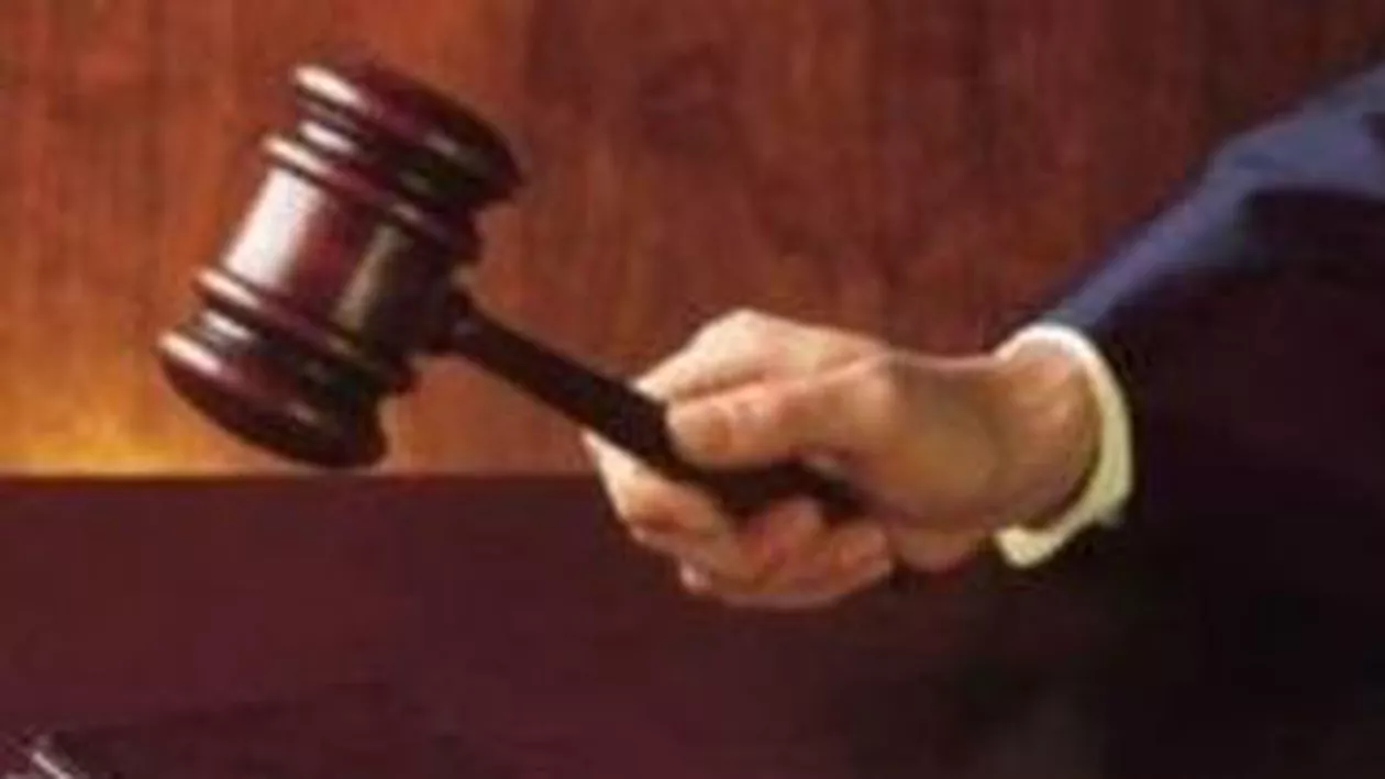 Inculpații din dosarul ”Jaful secolului” au fost condamnați la 10 ani de închisoare