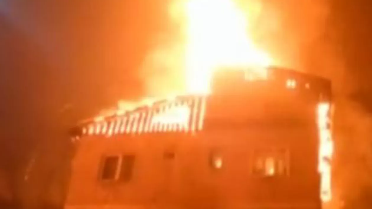Bistriţa-Năsăud: O femeie a murit după ce a sărit pe geam pentru a scăpa de un incendiu