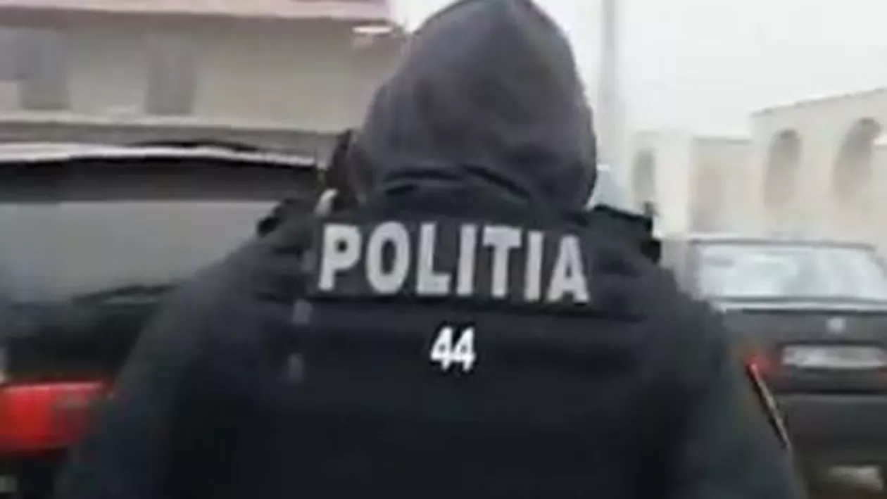 Primarul din Slobozia, suspectat că face parte dintr-o grupare specializată în șantaj și cămătărie: Primăria din oraș și mai multe locuințe, percheziționate