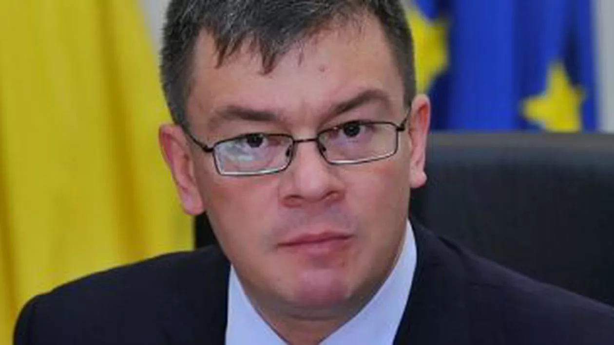 MRU: Crin Antonescu este candidatul stângii la alegerile prezidențiale