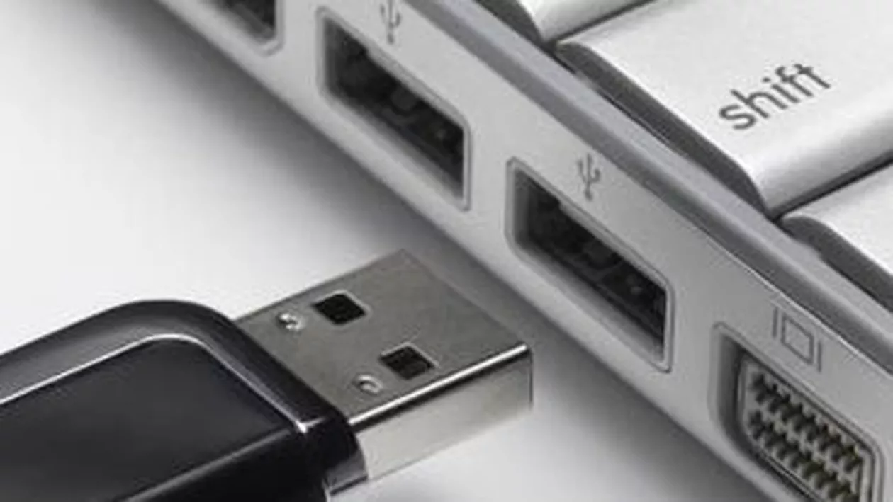 Marea Britanie: Un bărbat a fost arestat după ce a refuzat să spună polițiștilor parola unui stick de memorie