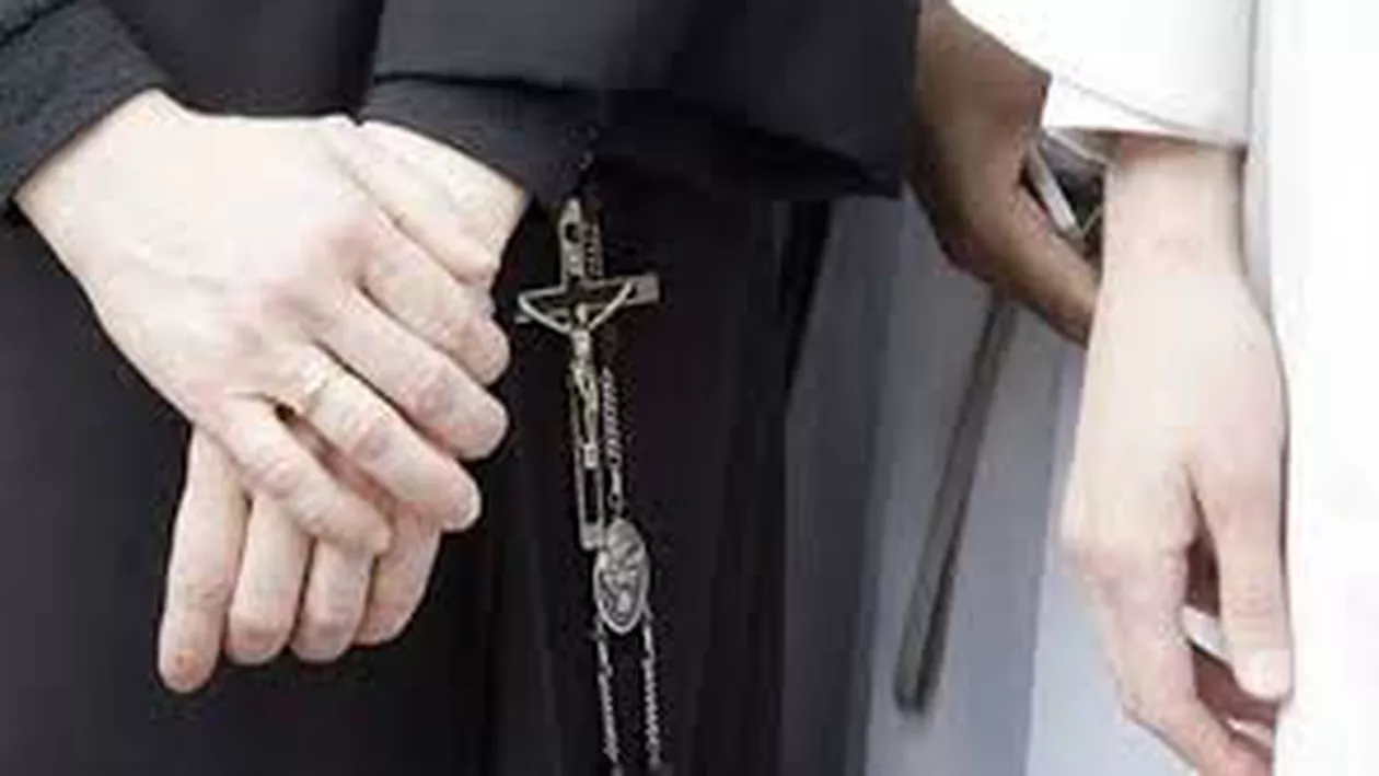 Italia: O călugăriță a născut un băiat fără să știe că e gravidă