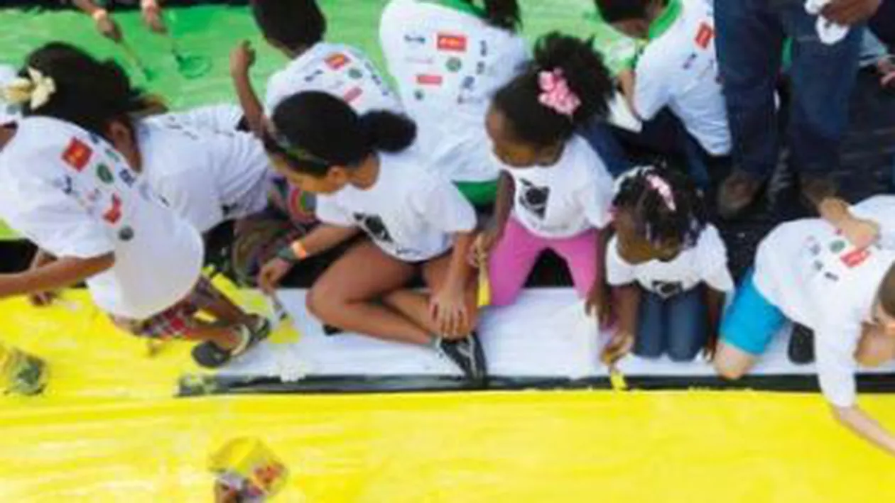 Panama a intrat în Cartea Recordurilor pentru o frescă la care au pictat simultan 5.084 de copii