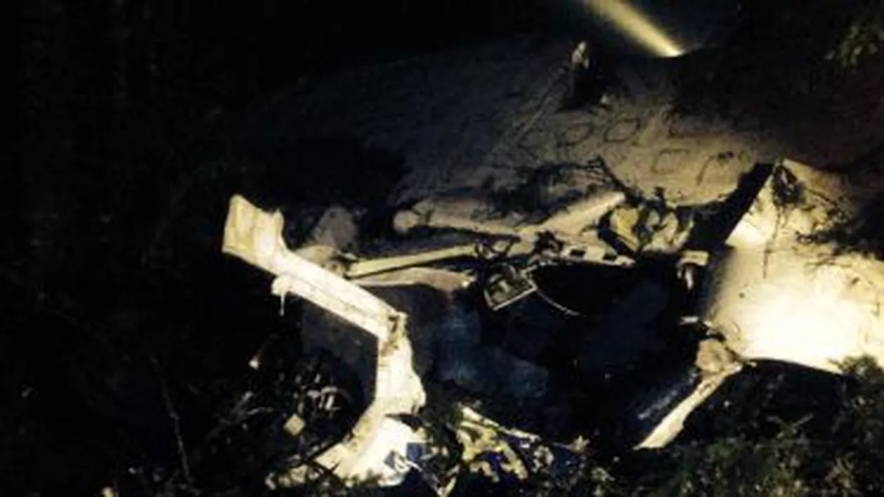 Posibilă cauză a prăbușirii avionului în munții Apuseni: Adrian Iovan s-a apropiat prea mult de sol încercând să dezghețe aeronava (VIDEO)