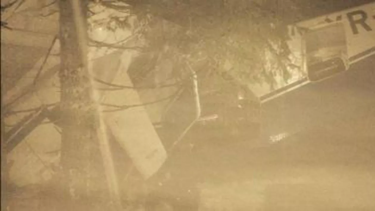 Epava avionului prăbușit în Munții Apuseni va fi ridicată miercuri de la locul accidentului, în funcție de condițiile meteo