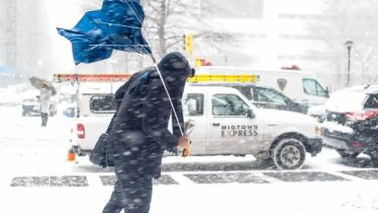 New Yorkul, afectat de un viscol puternic: Autoritățile au decretat situație de urgență