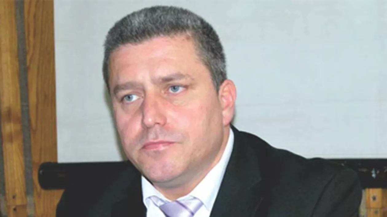 UNPR anunţă înscrierea în partid a senatorilor Vochiţoiu, Bujor şi Purec, aleşi din partea PPDD