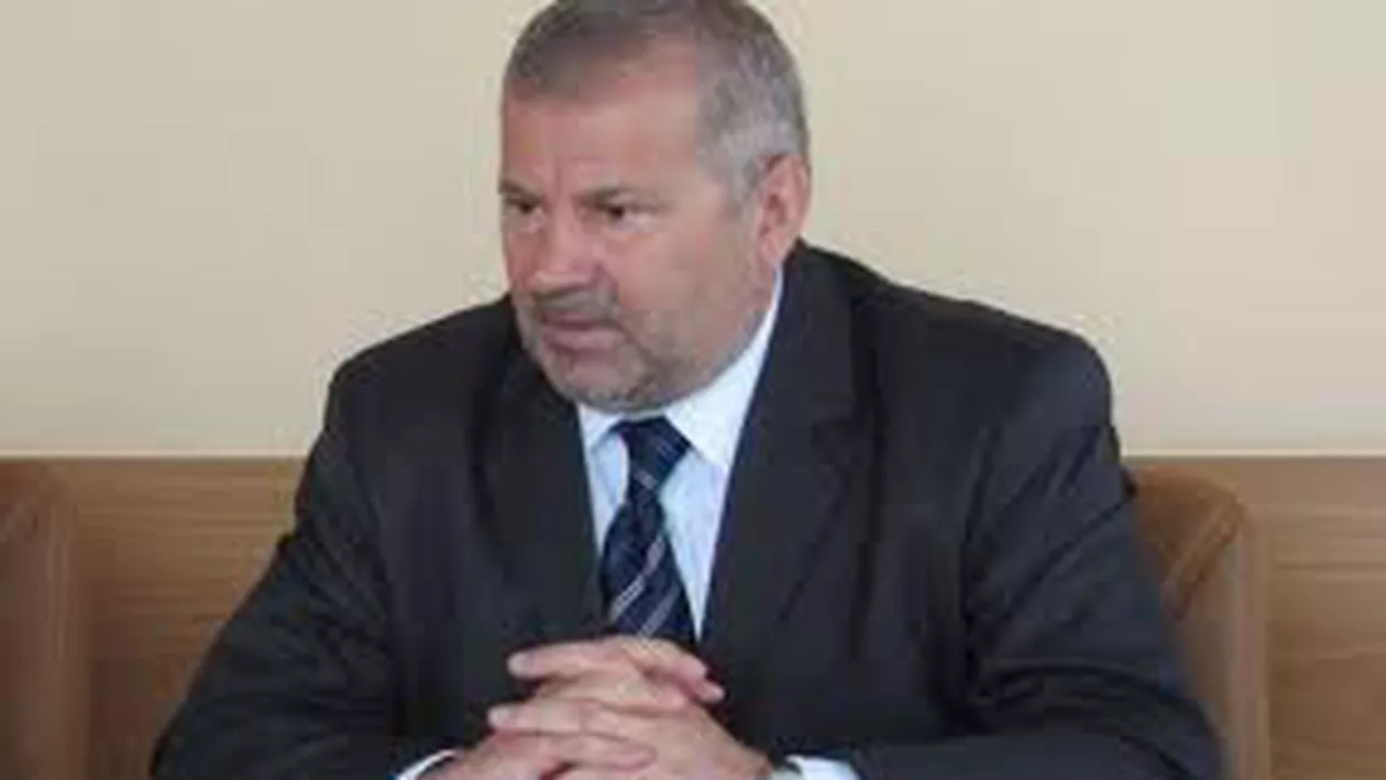 Președintele CJ Brăila, în concediu la ski, în timp ce județul este paralizat de nămeți
