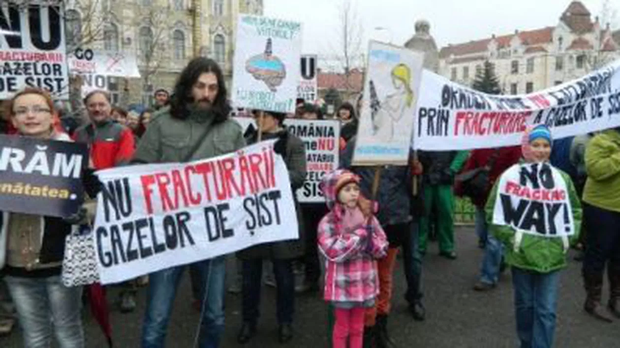 Vaslui: Peste 100 de persoane au protestat față de explorarea și exploatarea gazelor de șist