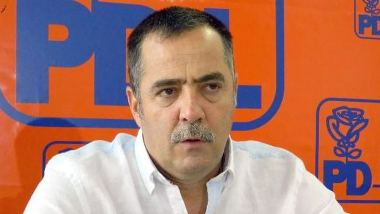 Surse: Cezar Preda va demisiona din funcţiile de vicepreşedinte PDL şi de preşedinte al PDL Buzău